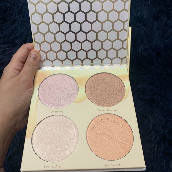 Beauty Bakerie highlighter palette brand new powder highlighter - Picture 1 of 5